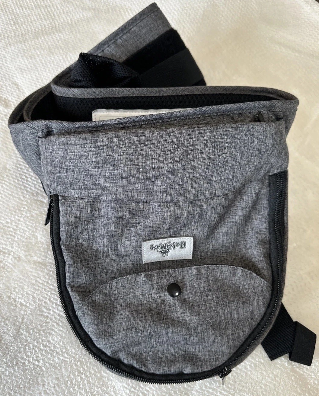 Baby Must Baby Hip Carrier Ergonomic Design Charcoal Gray Pockets Adjustable EUC