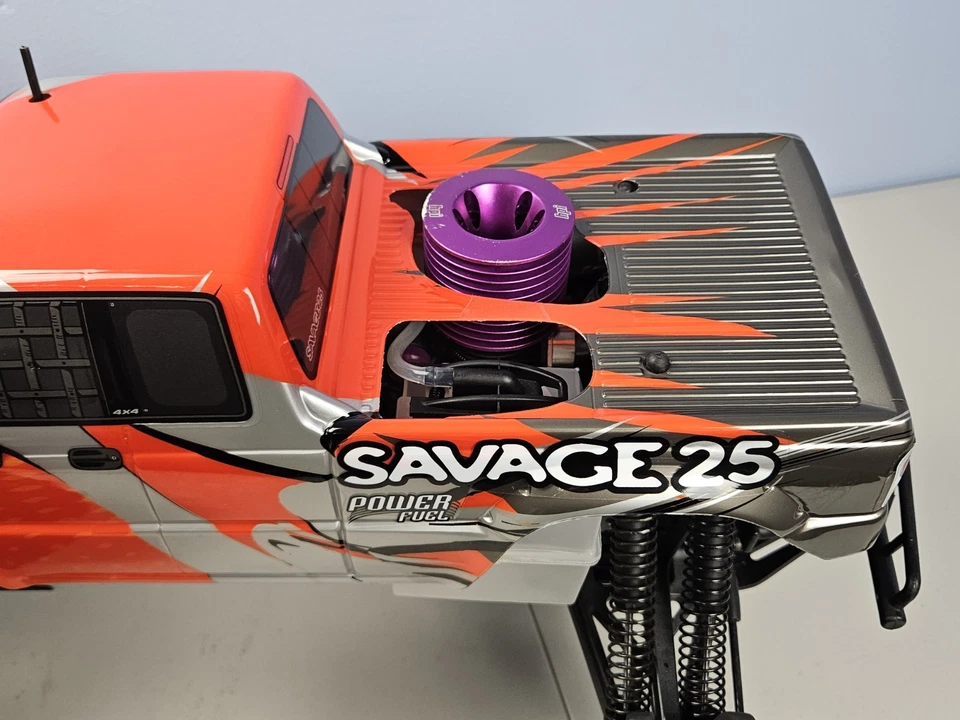 HPI Racing Savage 25 1/8 Scale Nitro RC 4WD Monster Truck Runs w/ Box and Extras - Image 3 of 4