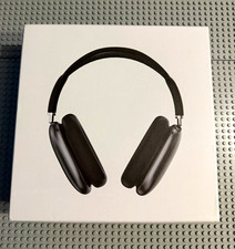 Apple AirPods Max USB-C Black Over-Ear Headphones with Smart Case