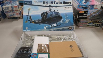 1/48 KITTY HAWK UH-1N TWIN HUEY- SEALED