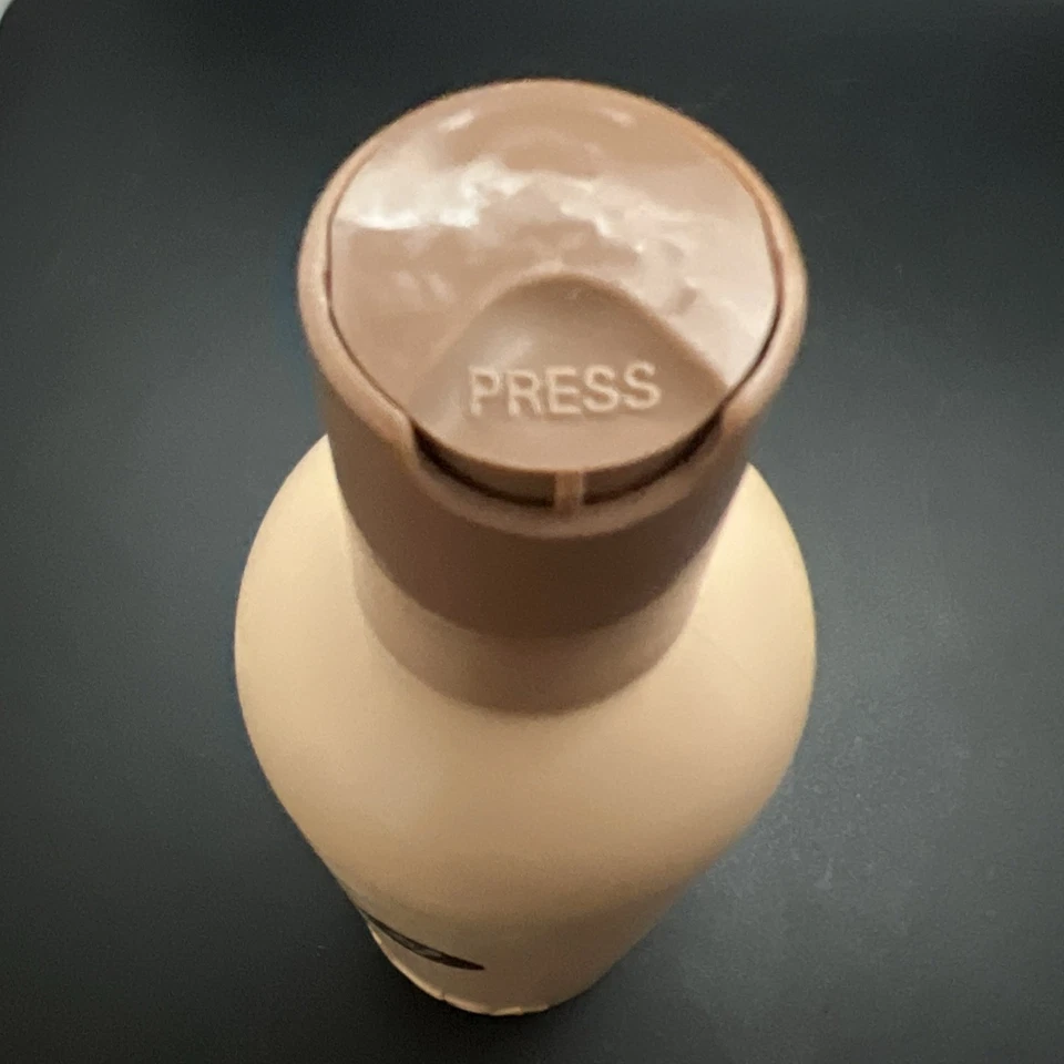 NUEVO Champú Aveda Clove para tonos marrones y miel descontinuado 8,45 oz 250 ml Foto 3 de 4