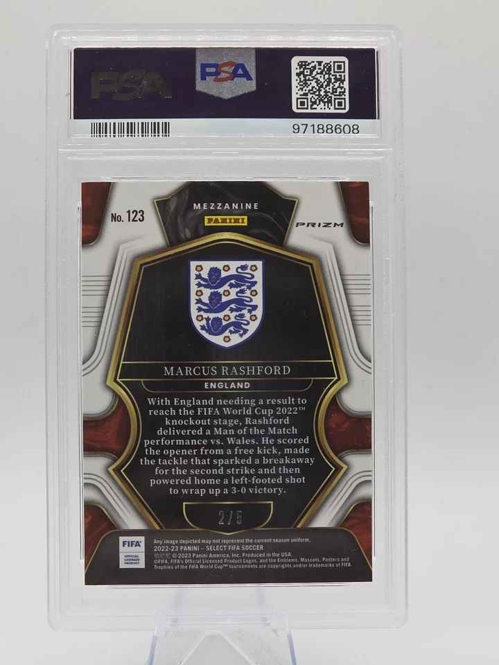 Marcus Rashford 2022-23 Panini FIFA Select Green Refractor /5 PSA 10 - Image 2 of 2