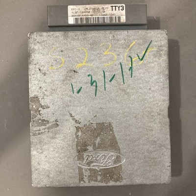 2001 Ford Explorer ECU/ECM YL5F-12A650-CD