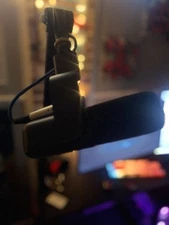 Blue Sona Microphone And Boom Arm