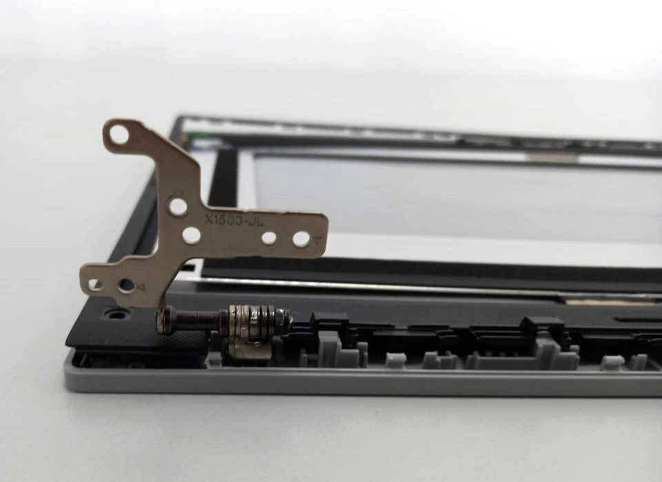 Asus Vivobook 15 X1505V Display Abdeckung/Rahmen/Hinges/Set 13N1-GCA0112 - Bild 4 von 4
