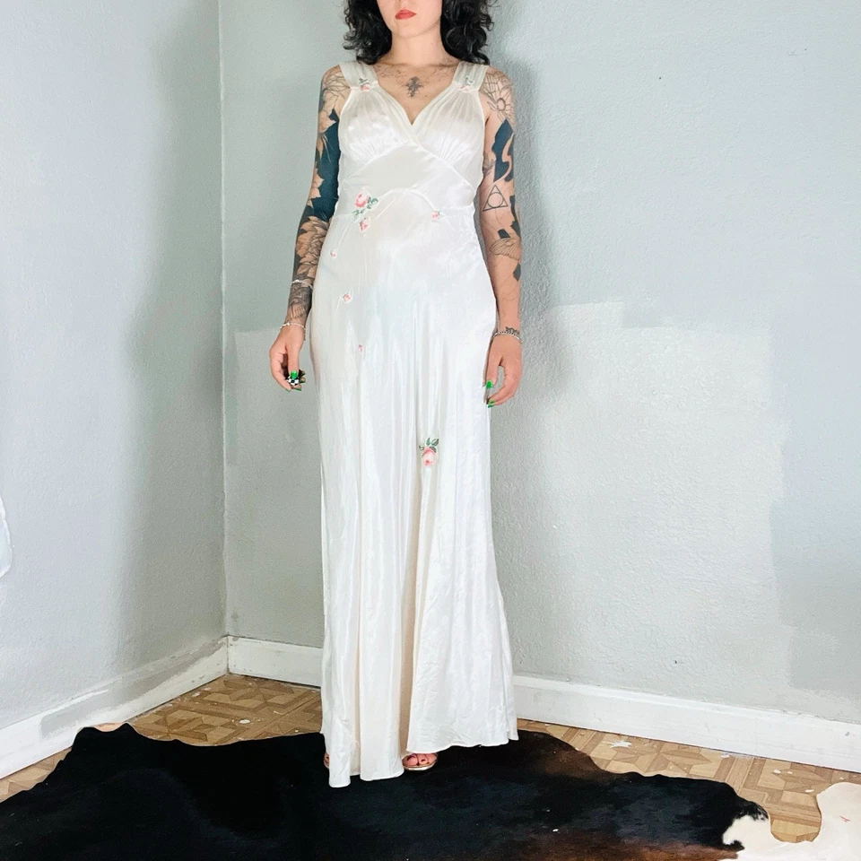 30s 40s Vintage Bias Cut Satin Rose Floral Slip Dress Gown - Image 2 of 4