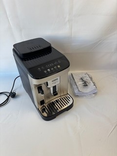 AKZEPTABEL DeLonghi Magnifica Evo ECAM290.61 Perfetto Kaffeevollautomat Silber