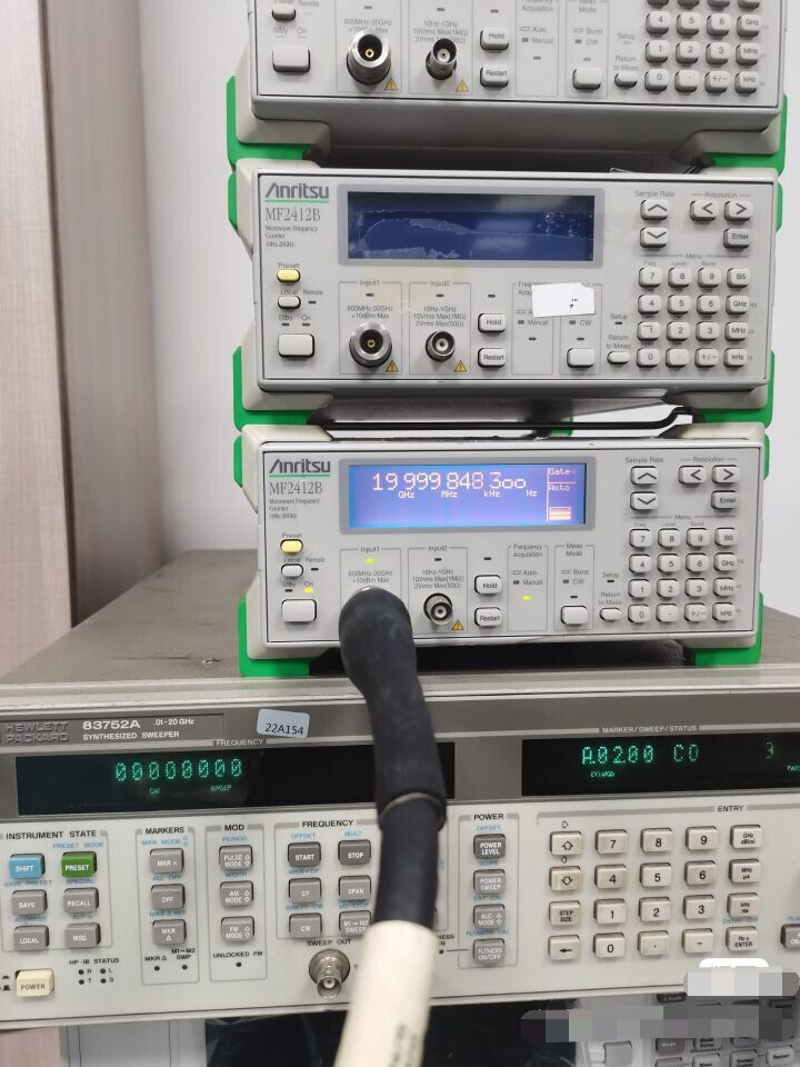 ANRITSU MF2412B 10Hz-20GHz Microwave Frequency Counter USED ANRITSU MF2412B 10Hz-20GHz Microwave Frequency Counter USED