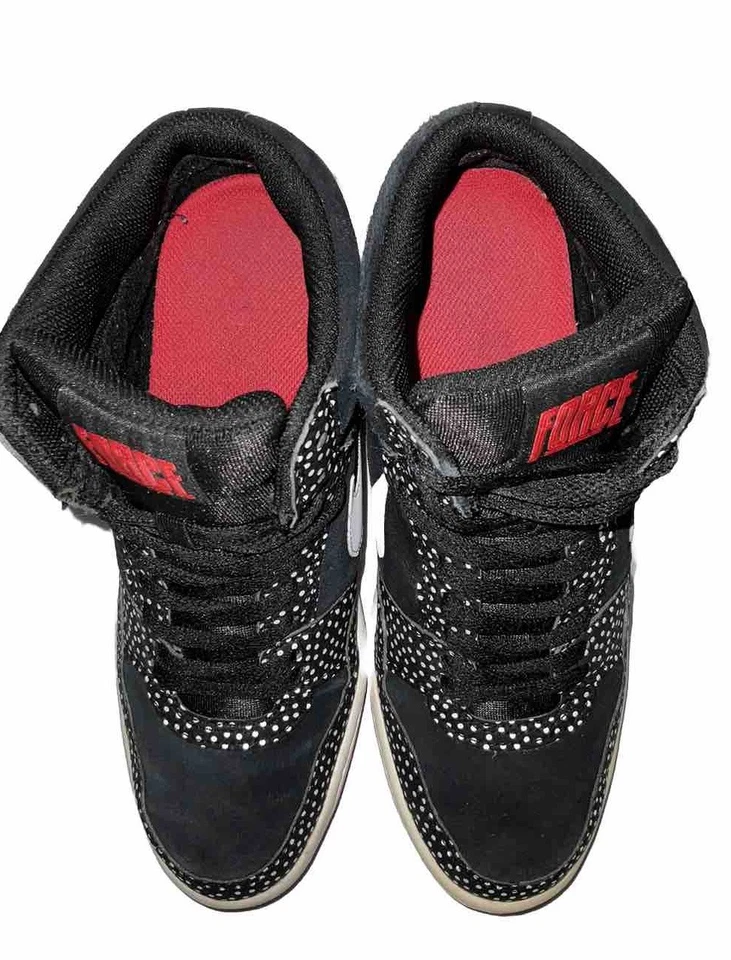 Nike Force Sky Zapatilla Deportiva Estampado Alto Lunares Para Mujer 705148-001 Tacón Cuña EE. UU. 8 Foto 3 de 4