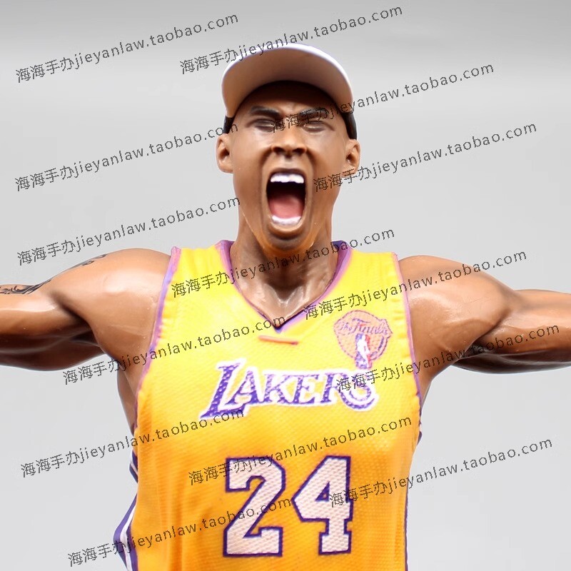 New Basketball Star Lakers Kobe Bryant Roaring 34cm PVC
