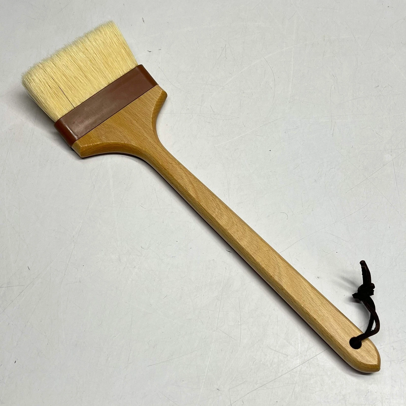 SPARTA Sterilized Angled Boar Natural Bristle Brush 4" Tan/Brown/White 4037100
Opens in a new window