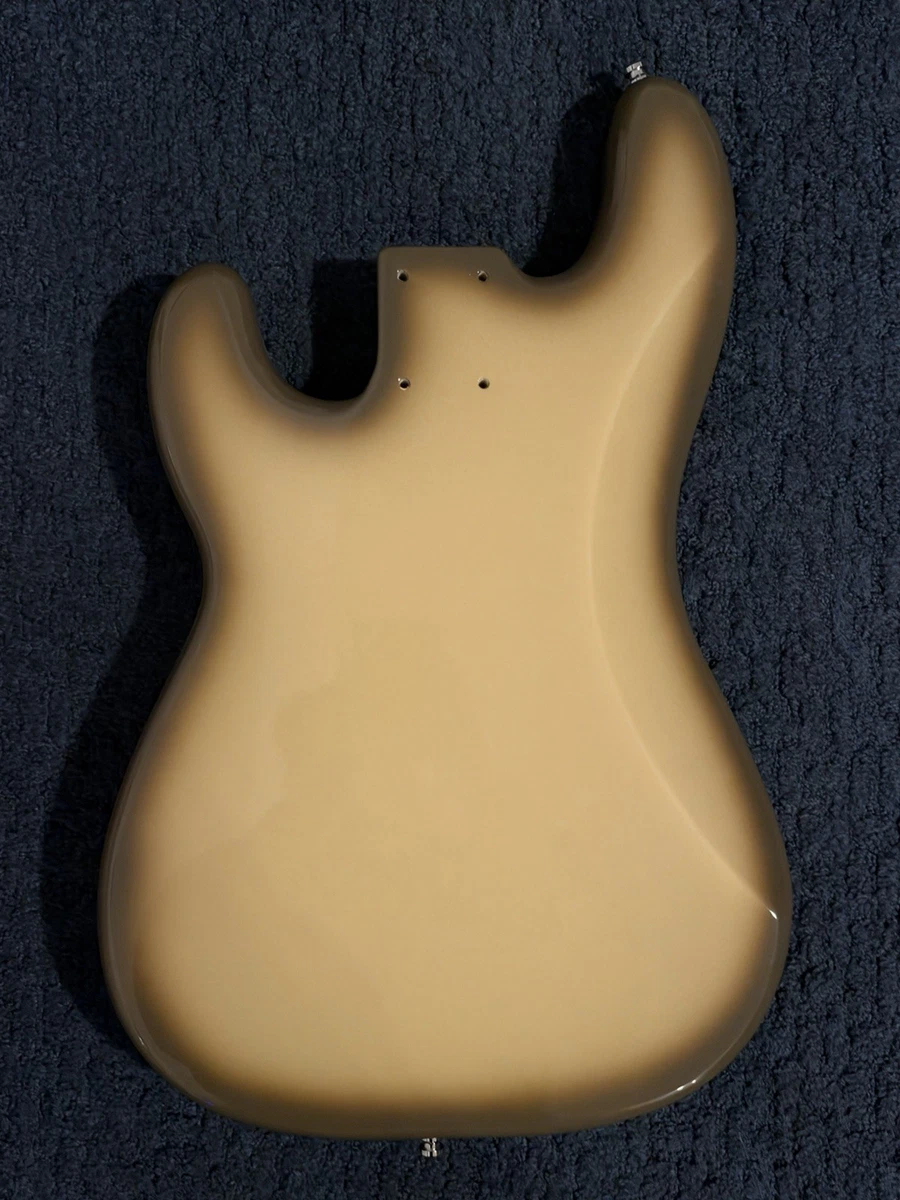 Squier Precision P Bass Body Classic Vibe 70s Series Antigua - MINT CONDITION