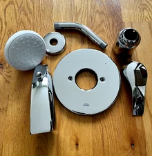 Grohe 3501220A Pressure Balance Valve Bathtub/Shower Combo Faucet, Chrome