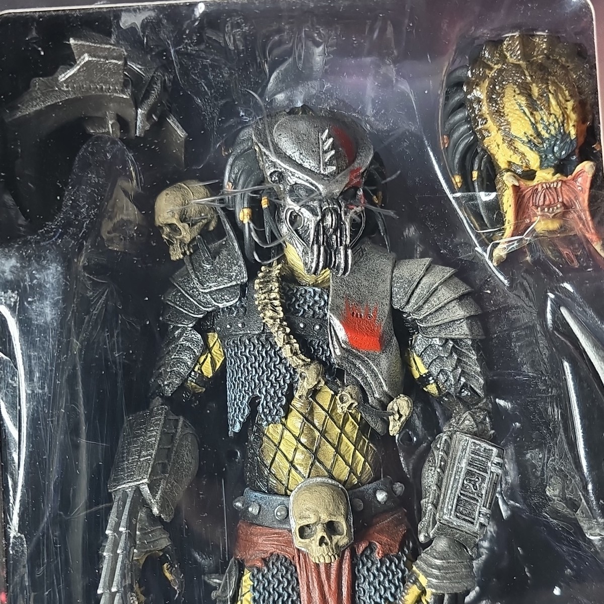 NECA Predator Concrete Jungle Scarface SEALED Figure Science