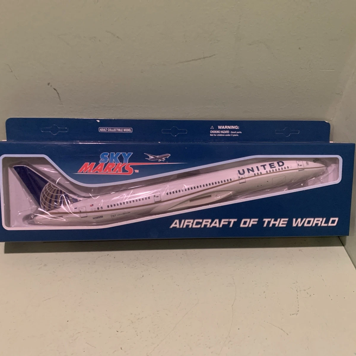 SkyMarks 1:200 Scale Contemporary Diecast Commercial Airliners for