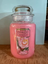 Yankee Candle Large Candle Jar 22OZ (MULTIPLE SCENTS)