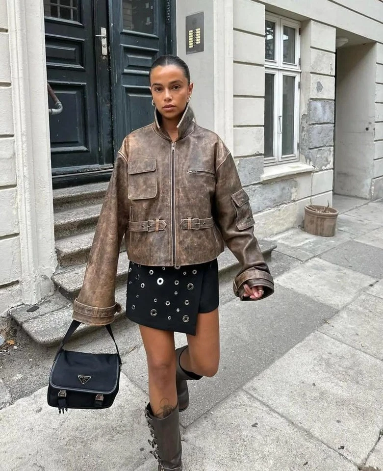 女式复古棕色仿旧皮革夹克-短轰炸机风格外套 — 第 4/4 张图片