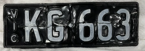 Vintage VICTORIAN Black & White Collector’s Car NUMBER PLATE “KG663” Tin Sign