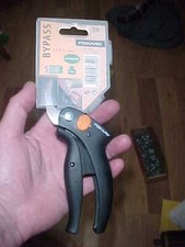 NOS Fiskars 9634 Bypass 25 More Power Easy Cutting Pruner Pruning Shears