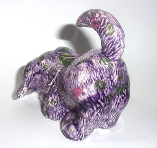 Figura de arte infantil perro cachorro verde rosa cerámica 3” de alto firmada LNU - Imagen 4 de 6