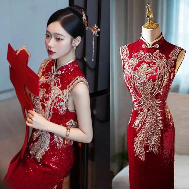 Precioso Vestido Tradicional Cheongsam Elegante Rojo Cuello Mandarín Lentejuelas Brillantes Baile de graduación
