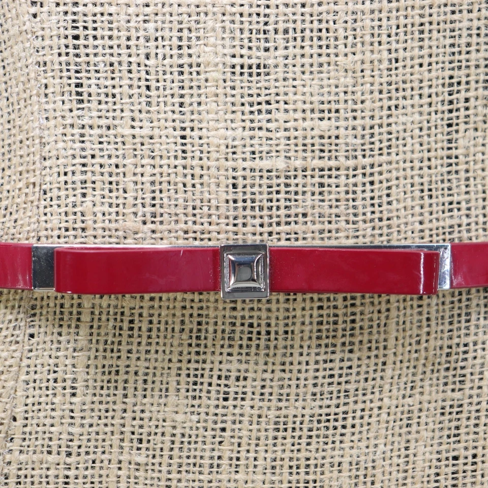 White House Black Market Dress Belt Women XS Red Patent Leather Bow Silver Tone - Image 2 of 4