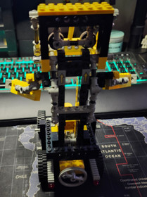 Vintage LEGO - Lego Technic 8852 Robot Lorry Truck - 100% Complete + Manual