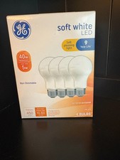 GE 4 SOFT WHITE BULBS NEW IN BOX 40 W