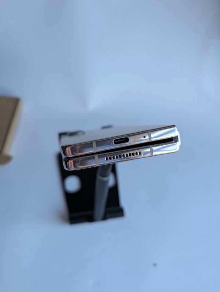 Samsung Galaxy Z Fold4 · 256GB, photo 4 of 5