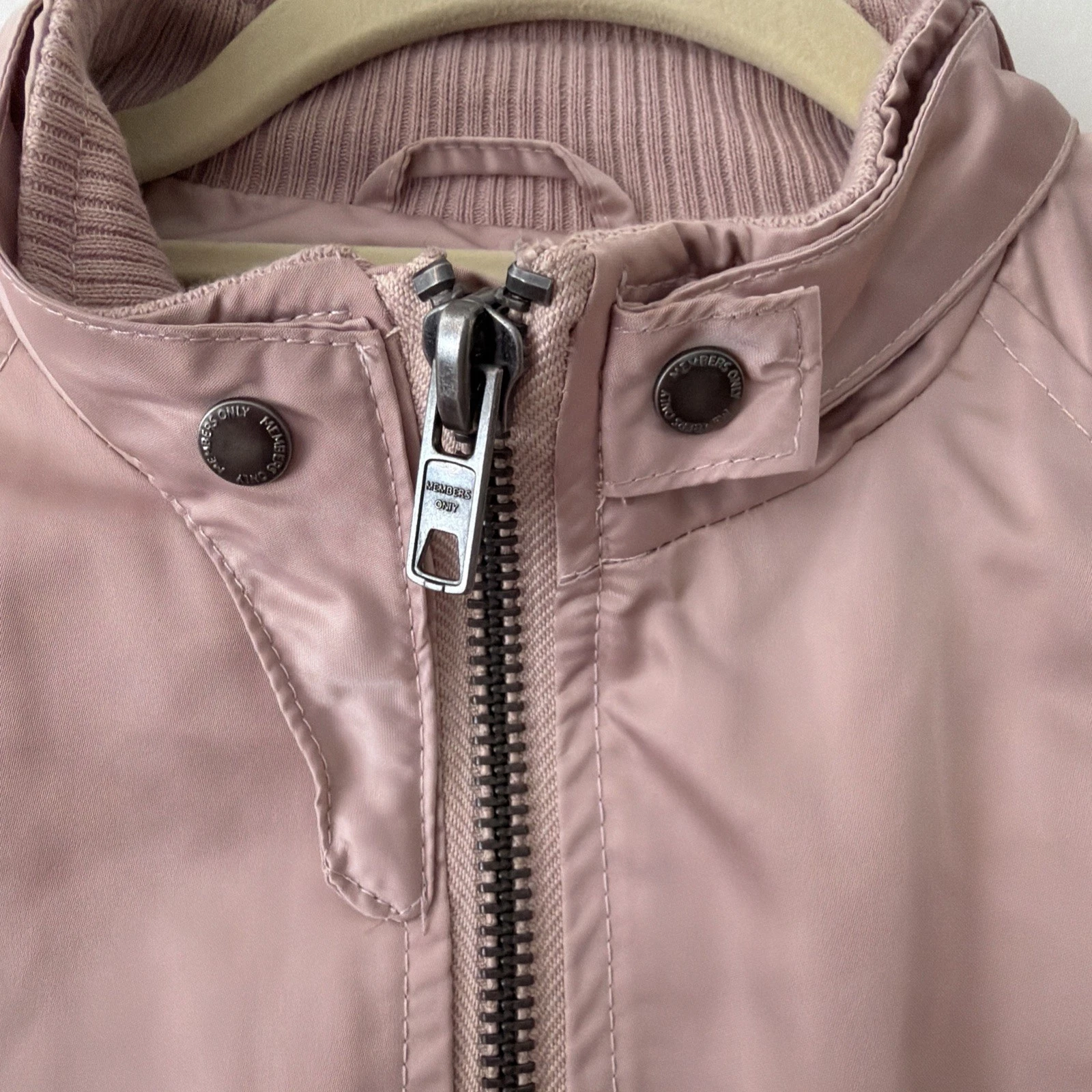 Members Only Iconic Racer Jacket Blush Pink Men's Medium bomber streetwear - product detail image 3