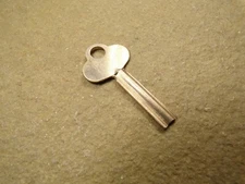 Vintage Trunk Padlock Key Chest Antique Lock Box Desk Cabinet Uncut Ilco 1051S ?