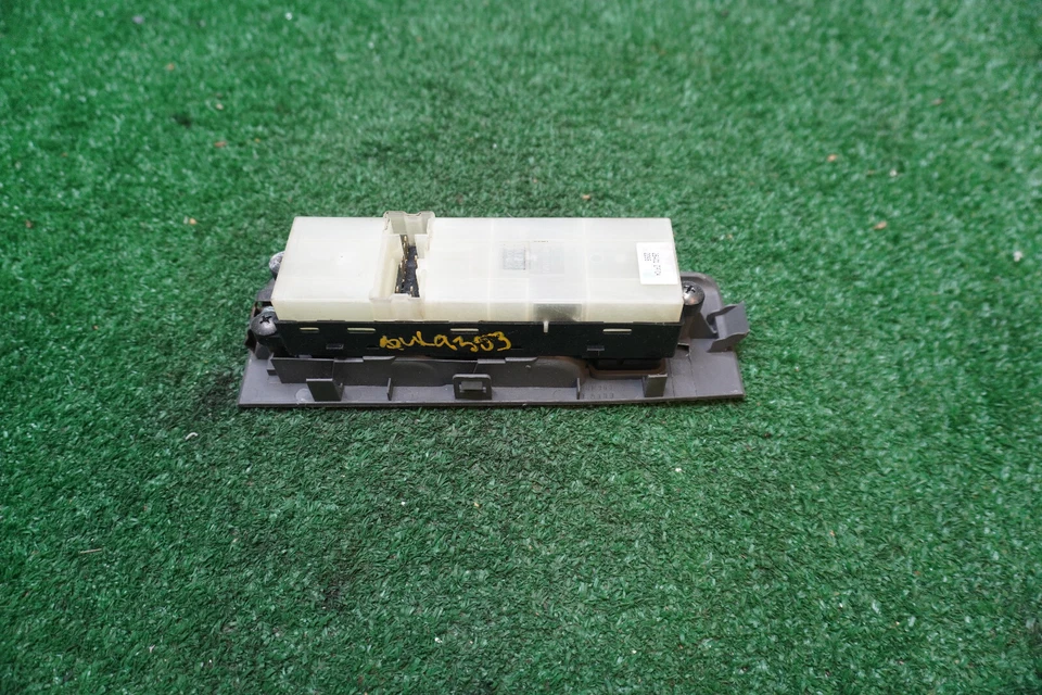 Interruptor de ventana Nissan Frontier Driver 2016 OEM 641-50574L Foto 3 de 4