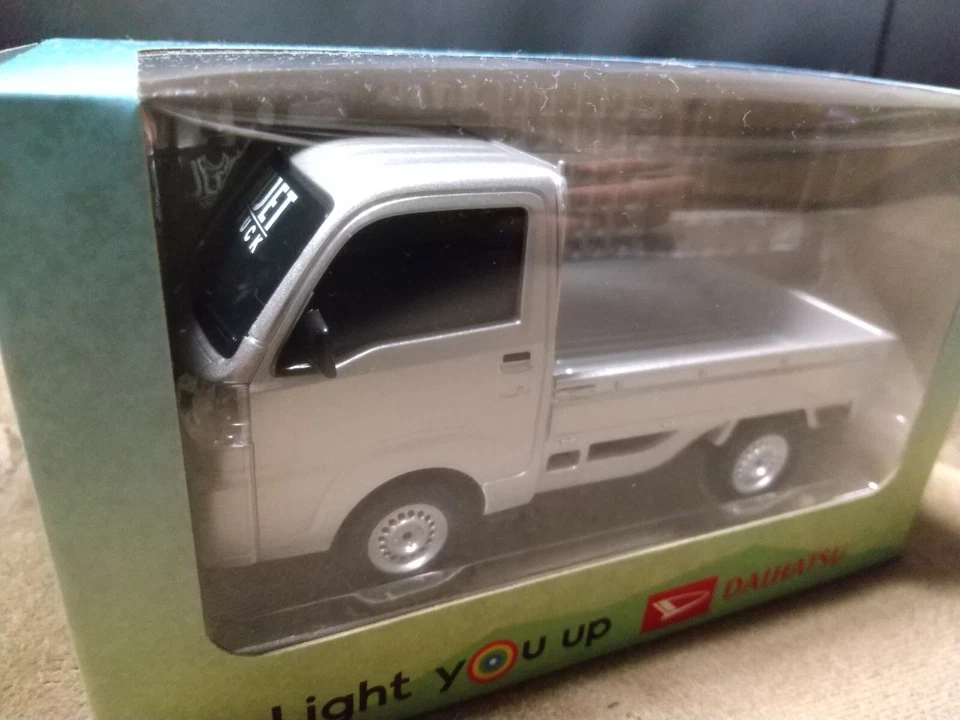 Mini Car Daihatsu Hijet Truck Silver Pullback Novelty Color Sample 1/32 KEITORA - Image 2 of 4