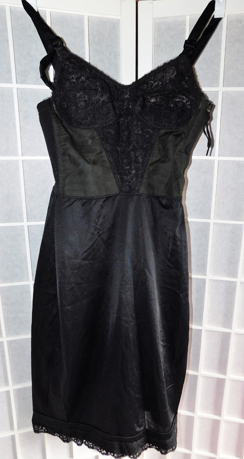 Permalift Brassiere dress slip, Nylon/Spandex, SZ 32,… Gem