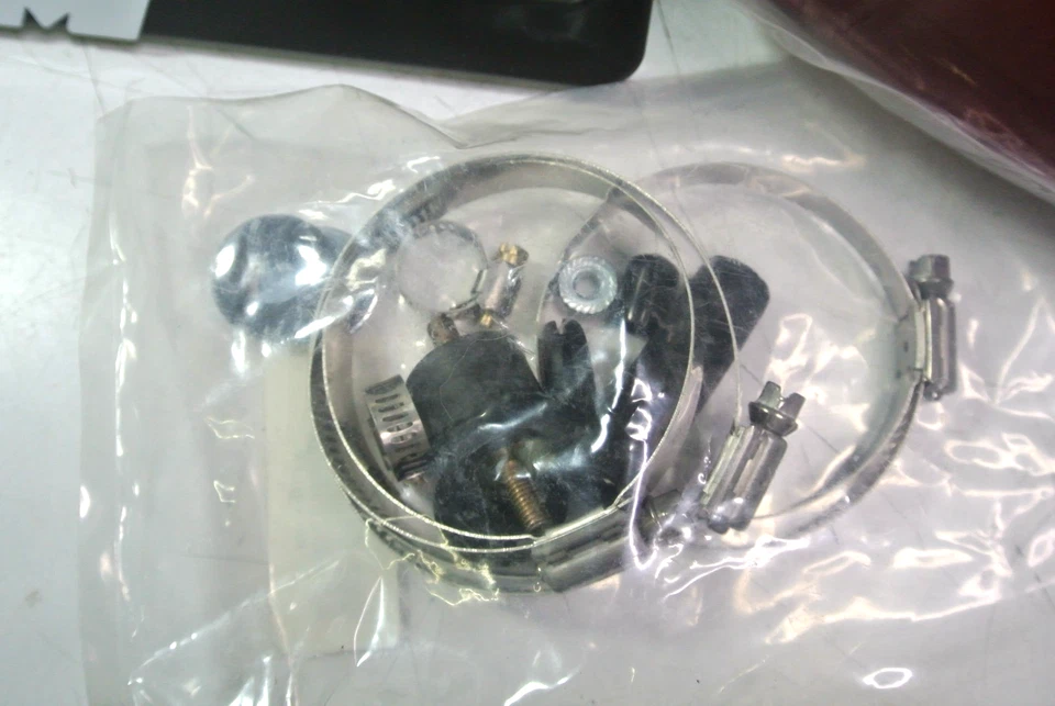 AEM 22-401R Short Ram Air Intake for Honda Civic/Del Sol 1996–2000 Foto 4 de 4