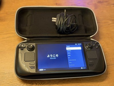 Mint cond. Valve Steam Deck OLED Handheld Console Black, 512GB, Case and Charger