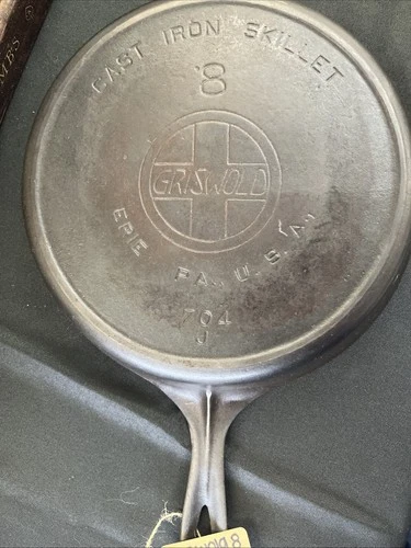 Griswold #8 Cast Iron Skillet 704J Large Slant Logo Heat Ring Flat Erie PA