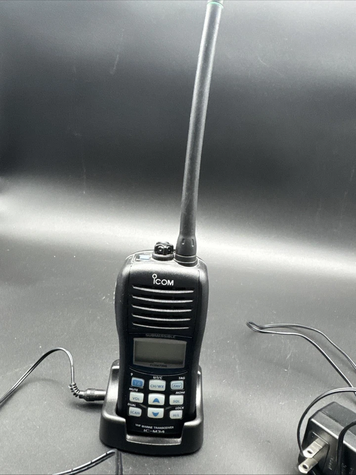 ICOM IC-M34 VHF Marine Transceiver - For Parts Only - Image 3 of 4