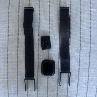 WHOOP 4.0 Fitness Tracker with 2 Bands + Battery Pack