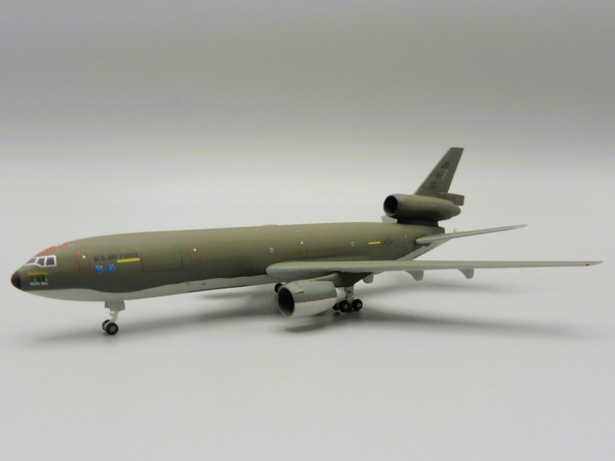 Herpa 536479 USAF McDonnell Douglas KC-10A 2nd BW #85-0034