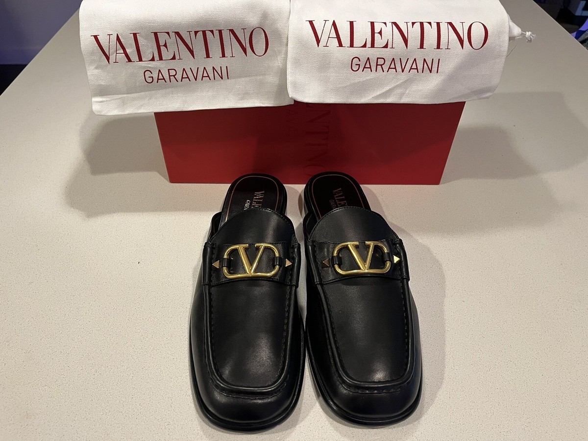 NEW Valentino Garavani Men's V-Logo Leather Slippers Size 12 NEW Valentino Garavani Men's V-Logo Leather Slippers Size 12
