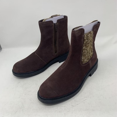Clarks Dark Brown Suede Leather Ankle Boots,Size 9 Clarks Womens Size 9 M Brown Suede Zip Fashion Ankle Boots  main image 4