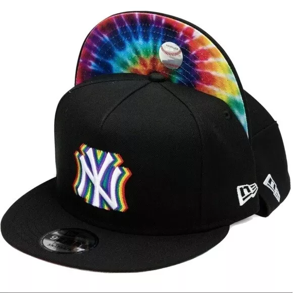 Pride yankees hat cheap