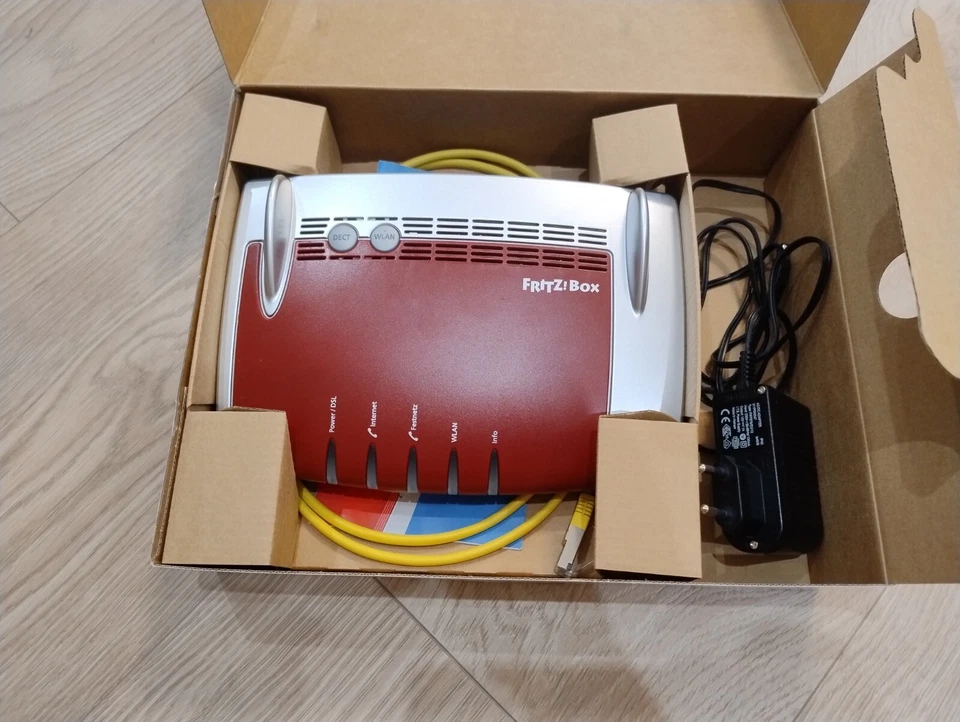 AVM FritzBox 7330 FON WLAN Router / Fritz!Box VDSL/ADSL (20002510) Top Zustand  - Bild 3 von 4