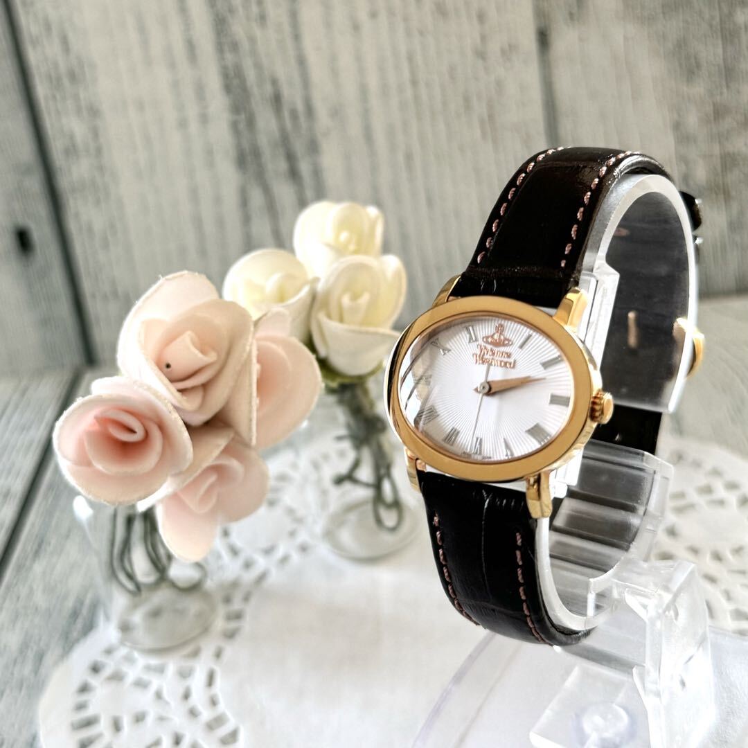 Vivienne Westwood Vw-97E3 Analog Quartz Women Rare Watch Vivienne Westwood Vw-97E3 Analog Quartz Women Rare Watch