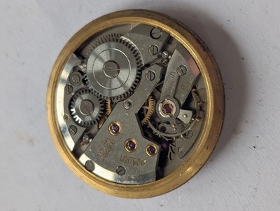 Vintage Roamer/MST 401 Mechanical Watch Movement (Ticks)