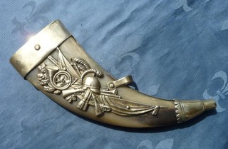 Beautiful French POWDER HORN / FLASK with applied brass "Stand of Arms" Plaque