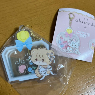 #ad Lil#x27; a La Mode Furifuri Acrylic Keychain Latte $40.48