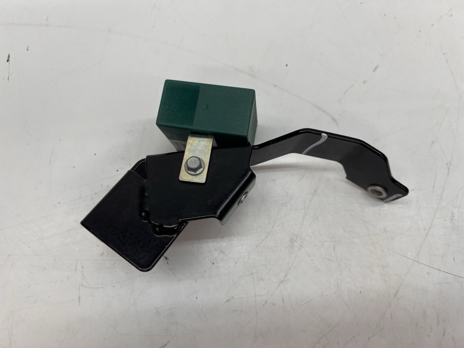 FERRARI 488 GTB PISTA VENT CONTROL ECU W/ BRACKET OEM 318095