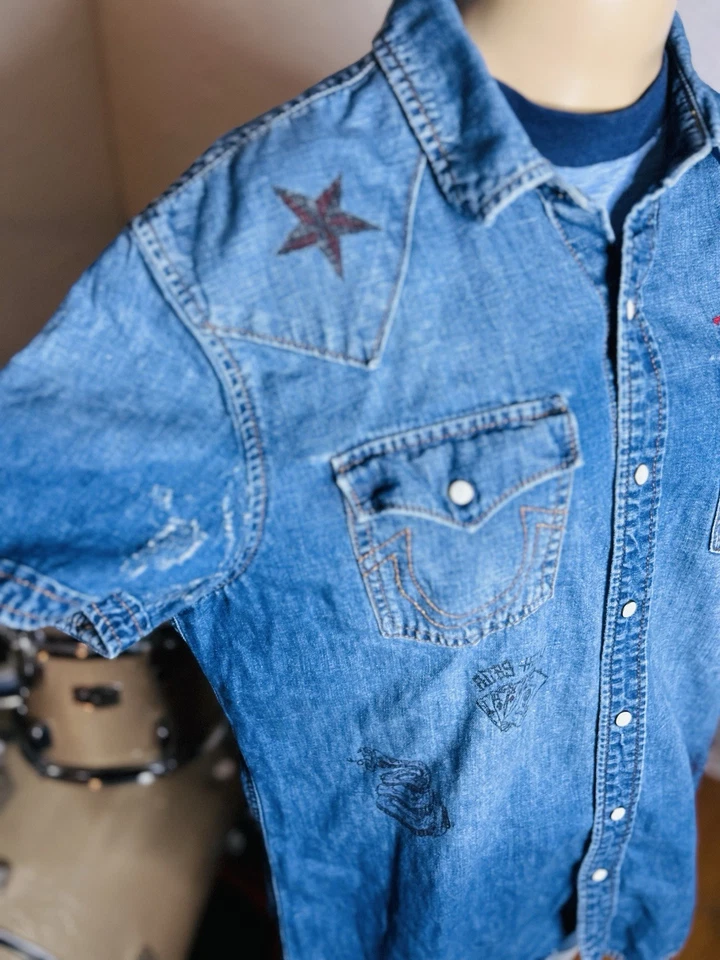 True Religion Graffiti Distressed Denim Button up Shirt Size Large - Image 2 of 4